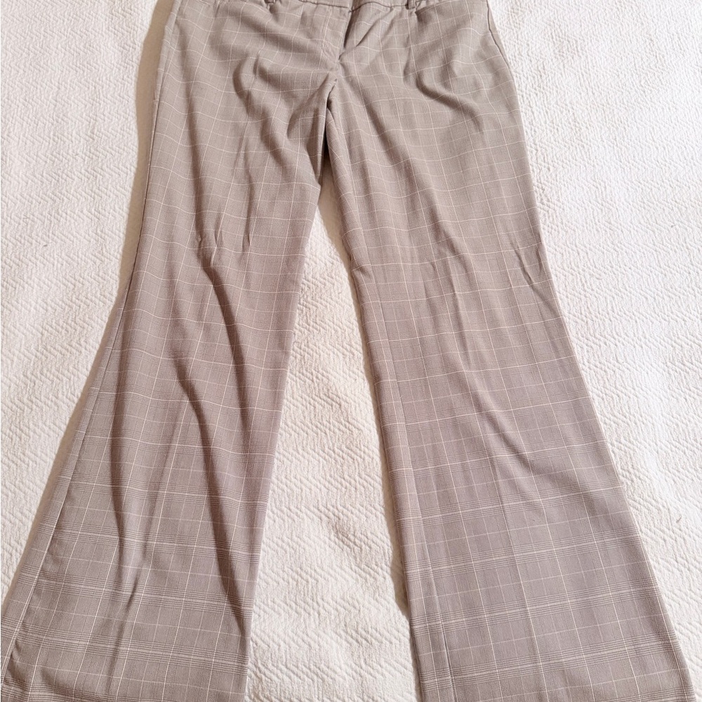 New York & Company Chic Taupe Plaid Trousers Size 10